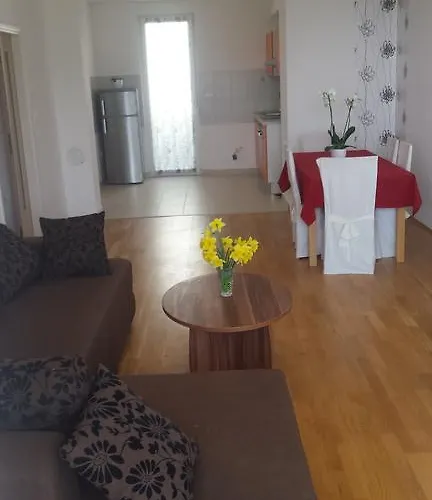 Kristijan شقة ماكارسكا